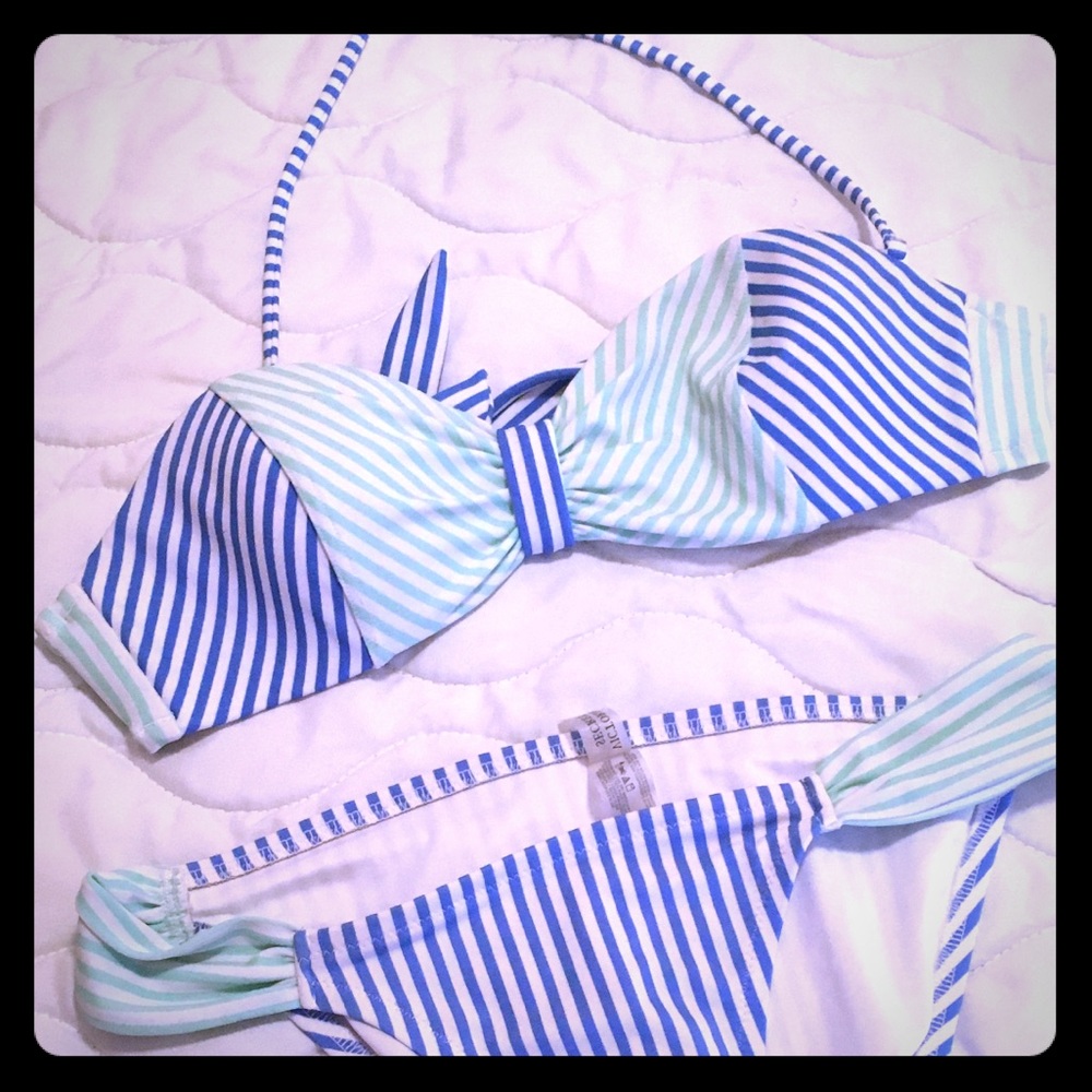 Victoria’s Secret Bikini Top